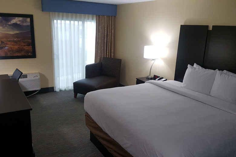 Days Inn & Suites By Wyndham Grand Rapids Near Downtown Wyoming Bagian luar foto