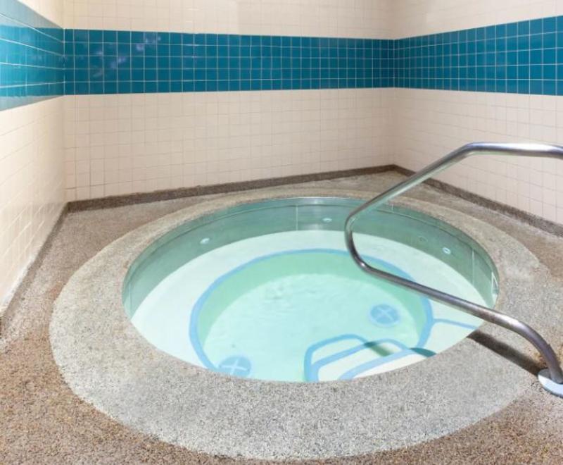 Days Inn & Suites By Wyndham Grand Rapids Near Downtown Wyoming Bagian luar foto